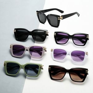 Gafas de Sol Cuadradas Grandes de Moda 2025 con Logotipo Personalizado, Gafas de Sol de Ojo de Gato Negras UV400 de Alta Calidad para Mujer - Product Image 5