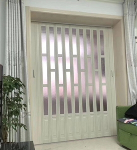 Puerta plegable de acordeón de aluminio impermeable personalizada, puertas de carpeta Horizontal de aluminio para Balcón de Patio australiano con <span class=keywords><strong>blid</strong></span> - Product Image 4