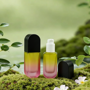 Flacon en verre de 30 ml pour crème visage et fond de teint avec pompe, fond épais, surface givrée, petit flacon de reconditionnement, flacons de soin de la peau de luxe - Product Image 1