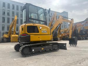 Miniexcavadora XE35U Nueva, Excavadora de Orugas de 3.5 Toneladas con Motor Yanmar, Brazo de Ángulo Variable para Trabajos en Espacios Reducidos - Product Image 2