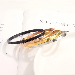 써지컬 스틸 맞춤 로고 팔찌 - Product Image 3