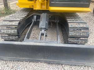 Excavatrice sur chenilles KOMATSU PC 70-8 de 7 tonnes d'occasion en excellent état avec moteur, pompe et composants principaux d'origine japonaise - Product Image 5