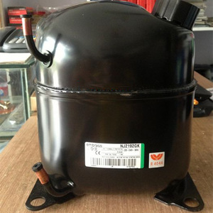 คอมเพรสเซอร์แบบสกรอลล์ Embraco รุ่น NJ2192GK ใช้สารทำความเย็น R404A อะไหล่เครื่องทำความเย็น - Product Image 1