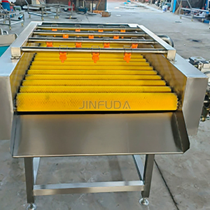 Máquina de pelar y lavar todo en uno con cepillos multicapa y diseño horizontal para batata, cúrcuma y mariscos - Product Image 6