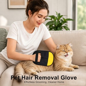 Dimonpet Guante Electrostático Quita Pelos de Mascotas Amarillo Redondo de Poliéster Mediano para Limpieza de Perros - Product Image 4