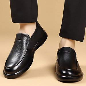 Mocasines casuales de cuero para hombre, sin cordones, con suela de goma antideslizante, tacón bajo, para oficina, para caminar. - Product Image 3