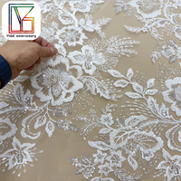 Tissu en dentelle africaine de haute qualité en gros, tissu en dentelle perlée, tissu en maille de dentelle, tissu brodé de sequins pour robes de mariée