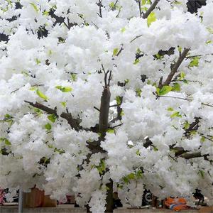 Arbre artificiel de fleurs de cerisier blanches en tissu de soie, pour usage intérieur et extérieur, décorations pour mariages, banquets et festivals - Product Image 2
