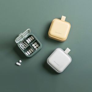 กล่องใส่ยาแบบพกพา กล่องจัดระเบียบยา 4 ช่องต่อกล่อง กล่องยาสี่เหลี่ยม - Product Image 3