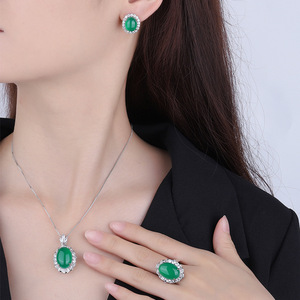 Joyería de alta gama, conjunto de tres piezas con colgante de jade de calcedonia verde fluorescente Denier de cuerpo ligero, principal 13*18-10*12 - Product Image 4