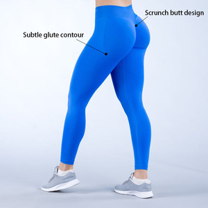 Conjunto Deportivo Personalizado AOLA, Top Deportivo Transpirable Sin Costuras con Tirantes Halter y Pantalones Cortos, Conjunto <span class=keywords><strong>de</strong></span> Yoga <span class=keywords><strong>de</strong></span> 2 Piezas para Gimnasio - Product Image 1