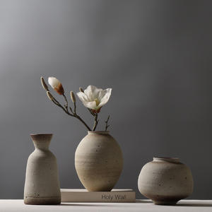 Vente en gros personnalisé unique japonais <span class=keywords><strong>ikebana</strong></span> <span class=keywords><strong>vase</strong></span> à fleur en <span class=keywords><strong>céramique</strong></span> style rétro designer <span class=keywords><strong>vase</strong></span> décoratif en <span class=keywords><strong>céramique</strong></span> pour la maison - Product Image 1