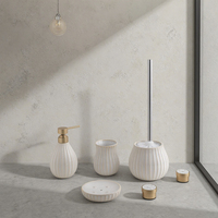 Ensemble de décoration de salle de bain en céramique BX avec porte-brosse de toilette et distributeur de lotion