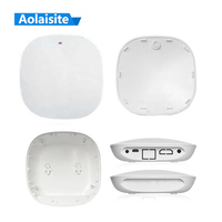 Le châssis du routeur sans fil est fabriqué en matériau PC lisse et comporte plusieurs ports existants, adaptés aux routeurs sans fil.