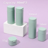 Ensemble de bouteilles en plastique vertes, paquet de voyage OK de petite taille avec crème pour le visage, nettoyant pour le corps et lotion dans des bouteilles en plastique