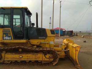 Topadora Komatsu D39EX-21 Usada de Segunda Mano, Motor Cummins 2020, Topadora de Orugas - Product Image 3