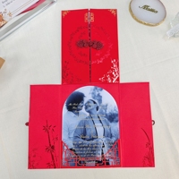 Carte d'invitation de mariage orientale de style chinois en feuille d'or rouge, avec nœud traditionnel, bouton personnalisé, photo d'orchidée en bambou, invitation en acrylique cintrée