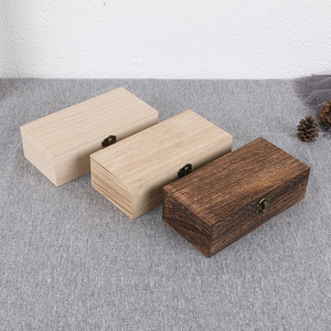 Boîte cadeau en bois rétro personnalisée, rectangulaire, en bois massif, pour le rangement de bijoux, d'huiles essentielles, de parfums et de thé. - Product Image 1