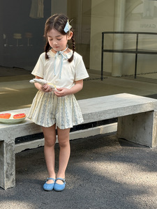 XT2026 Short à volants fleuri pour bébé et jeune enfant fille, design coréen, pour l'été, vente en gros - Product Image 3