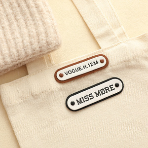 New3d thương hiệu Tiếng Anh thư nổi liễu Nail PU da quần áo phụ kiện trang trí - Product Image 4