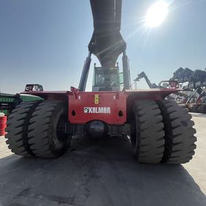 Apilador de Contenedores Usado Certificado por la EPA de 45 Toneladas, Kalmar DRT450, Máquina de Manipulación de Contenedores Cargados con Motor Cummins, Precio Bajo - Product Image 4