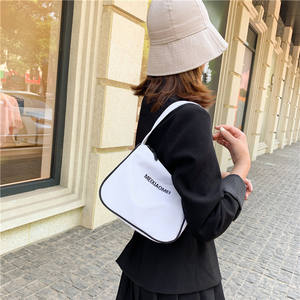 กระเป๋าไนลอนใหม่ที่มีชื่อเสียงทางอินเทอร์เน็ตของผู้หญิงที่นิยมมากเฉพาะรักแร้/ไหล่กระเป๋าถืออุปกรณ์เสริมที่ทันสมัยเป็นมิตรกับสิ่งแวดล้อม - Product Image 6