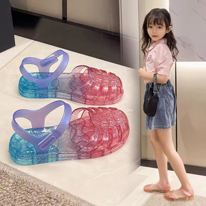 Sandales pour enfants, couleur dégradée, sandales de plage ajourées, sandales en gelée pour filles, sandales en gelée souples unisexes pour enfants - Product Image 1