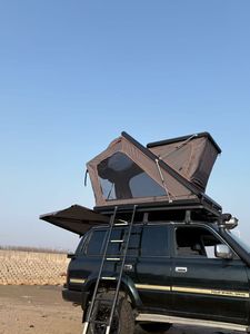 Tente de toit rigide double couche pour voiture, toutes saisons, avec charnière en X renforcée et conception étanche pour événements extérieurs - Product Image 1