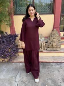 Conjunto Tradicional Indio Formal de Salwar Farshi Color Borgoña, Corto, 100% Algodón, Traje Étnico para Fiesta, Venta al Por Mayor para Mujeres - Product Image 1