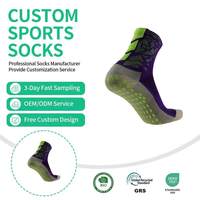 Chaussettes de football pour hommes personnalisées en gros, séchage rapide, respirantes, antidérapantes avec coussinets en caoutchouc, pour le football, le basketball et autres sports