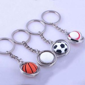 Porte-clés 3D créatif rotatif à 360 degrés, basket-ball, football, golf, cadeau commémoratif avec logo personnalisable - Product Image 1