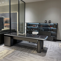 Bureau de direction Boss avec surface en bois grainé, bord arrondi, armoire latérale de rangement, table de luxe pour bureau d'entreprise, salle du PDG