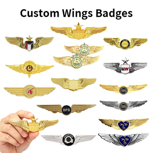 Distintivi a forma di ala personalizzabili con il tuo logo, spille smaltate vuote per piloti di compagnie aeree, spille in metallo a forma di ala per uniformi di equipaggio e articoli da collezione - Product Image 1