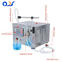Ligne de production d'embouteillage de boissons à petite échelle GFK-980 pour bouteilles en verre de jus avec machine de remplissage et d'emballage