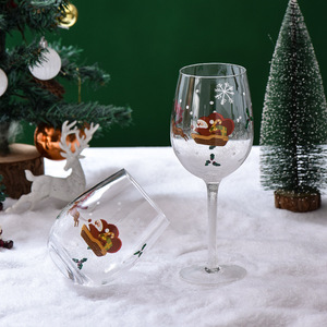 Copas de Vino Pintadas a Mano, Serie de Decoración Navideña Creativa, Copas de Cristal Pintadas, Copas para Vino, Venta al Por Mayor - Product Image 6