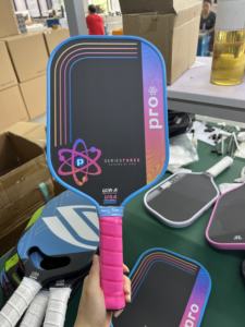 Schaumstoff-Injektions-Wabenkern Proton Pickleball-Schläger 16mm USAPA-Zertifiziert Super Starke Rotationskraft Raue T700 Kohlefaser - Product Image 6