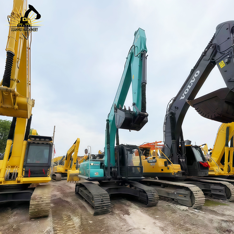 Высококачественная малошумная и удобная кабина KOBELCO SK200D б/у гусеничный экскаватор для строительных площадок