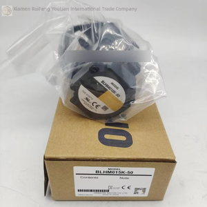 1 ชิ้น ใหม่ สำหรับมอเตอร์ Blhm015k-50 จัดส่งด้วย DHL ของแท้ ใหม่ พร้อมส่ง ระบบอัตโนมัติทางอุตสาหกรรม แพ็คเกจเฉพาะสำหรับการเขียนโปรแกรม PLC - Product Image 1