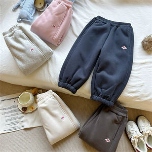 Children's Fleece Lined Thickened Sweatpants Solid Color Cotton Knitted Winter Pants For Boys And Girls - Product Image 3