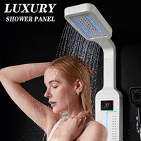 Système de douche mural en acier inoxydable SUS304 avec affichage numérique et éclairage LED, colonnes de douche de luxe pour salle de bain, ensembles de panneaux de douche du fabricant