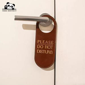 Veuillez ne pas déranger - Panneau de <span class=keywords><strong>porte</strong></span> de <span class=keywords><strong>chambre</strong></span> d'hôtel personnalisé avec logo - Panneau double face en cuir avec numéro de <span class=keywords><strong>porte</strong></span> pour hôtel - Product Image 2