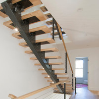 CBMMART Hot Selling Straight Single Stahl Stringer Massivholz Stufen Treppen zum Verkauf