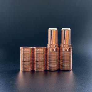 Contenants et emballage <span class=keywords><strong>de</strong></span> baume à lèvres creux en plastique personnalisés avec tubes <span class=keywords><strong>de</strong></span> rouge à lèvres à filetage circulaire - Product Image 6