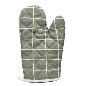 Gants anti-brûlure pour four à <span class=keywords><strong>micro</strong></span>-ondes, résistants aux hautes températures, résistants à l'usure, isolation de cuisine, motif à carreaux blanc/jaune/noir - Product Image 5