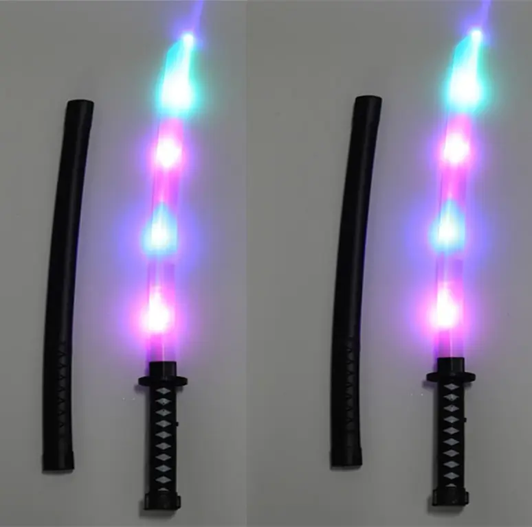 Grosir Pabrik mainan menyala anak-anak LED besar pedang Samurai Katana dengan suara