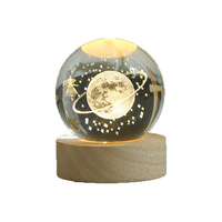 Veilleuse de bureau lumineuse en boule de cristal au design moderne et épuré avec gravure interne, ornement décoratif en verre pour la Journée des enfants