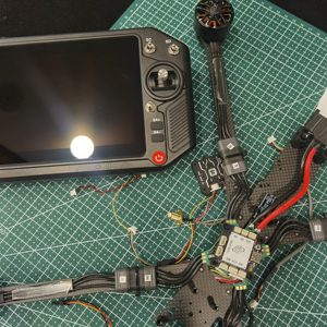 Sistema Completo de Comunicación por Fibra Óptica para Drones UAV con Estación Terrestre y Módulo Aéreo para Drones Industriales - Product Image 6