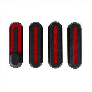 Cubiertas para Ruedas (4 Piezas)-S00040 Modelo Blanco y Negro 6959470706846 - Product Image 1