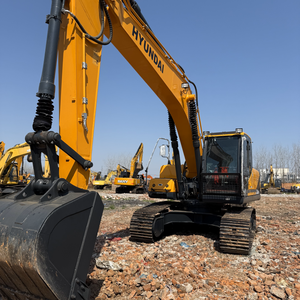 Hyundai 220LC-9s d'occasion, pelle sur chenilles 22 tonnes, pompe à engrenages hydraulique coréenne Core 2023 Model 1mÂ ³ Bucket Capacity à vendre - Product Image 6