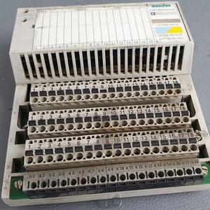 Modicon TSX 170ADM39030 - Product Image 1
